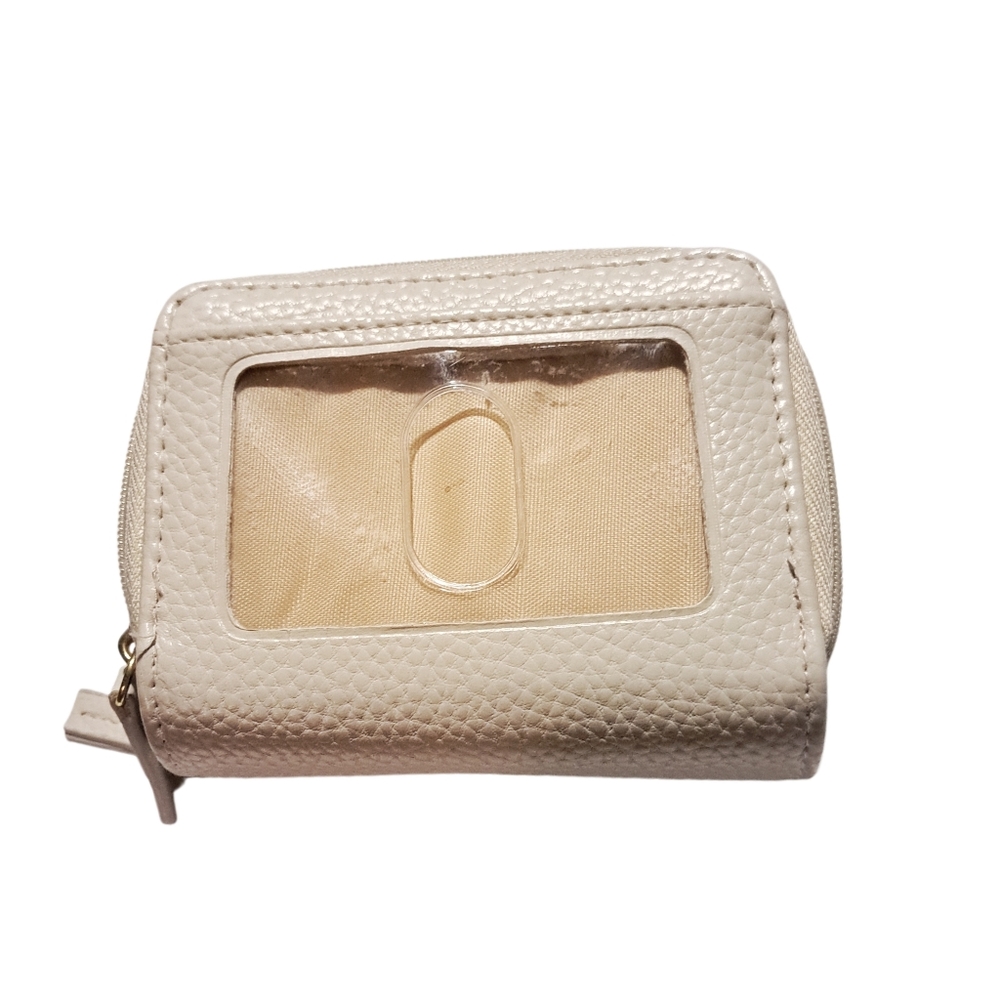 Buxton Cream High Quality Pebble Grain Faux Leather Wallet